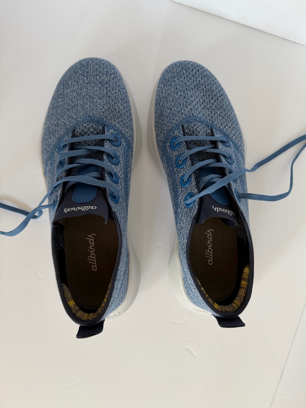 ALLBIRDS SuperLight lightweight Tree Runners sneakers shoes NWOB Size 9 - Picture 7 of 12